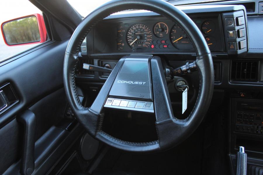 Панель приборов Chrysler Conquest TSi 1987 года  (фото 128 из 137)